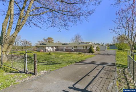 10418 Champoeg Road NE Aurora OR 97002