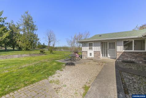 10418 Champoeg Road NE Aurora OR 97002