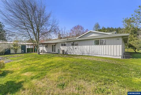 10418 Champoeg Road NE Aurora OR 97002