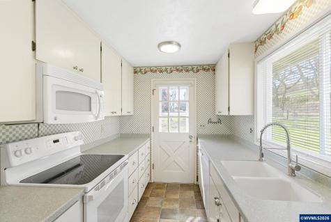 10418 Champoeg Road NE Aurora OR 97002
