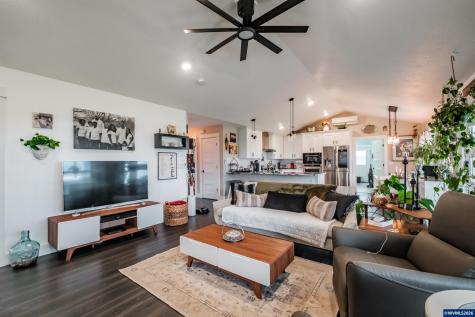 7873 Parker Lane SE Turner OR 97392
