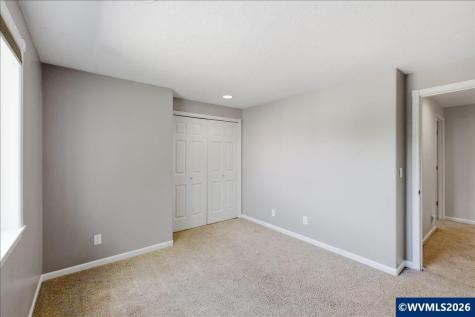 2696 Eastlake Drive SE Salem OR 97306
