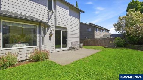 2696 Eastlake Drive SE Salem OR 97306