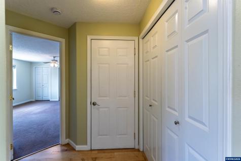 2190 NW Cluster Oak Avenue Albany OR 97321