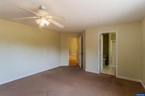 2190 NW Cluster Oak Avenue Albany OR 97321