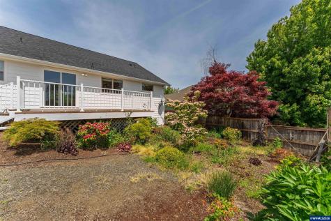 2190 NW Cluster Oak Avenue Albany OR 97321