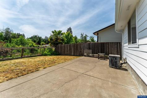2190 NW Cluster Oak Avenue Albany OR 97321