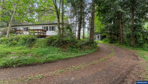 31484 SE Woodland Road Estacada OR 97023