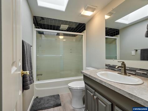 12175 W Stayton Road Aumsville OR 97325
