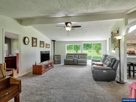 12175 W Stayton Road Aumsville OR 97325