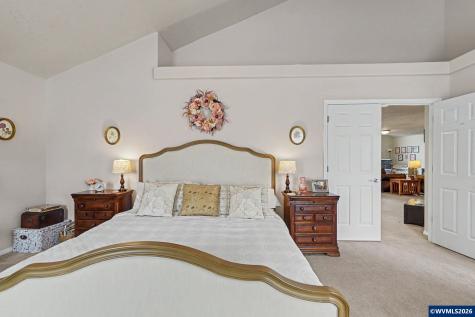 151 Breyonna Way Silverton OR 97381