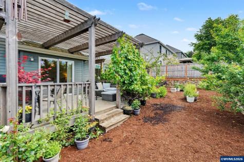 151 Breyonna Way Silverton OR 97381