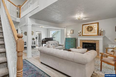 151 Breyonna Way Silverton OR 97381