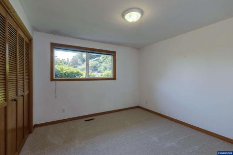 19565 SW Southview Place Aloha OR 97078