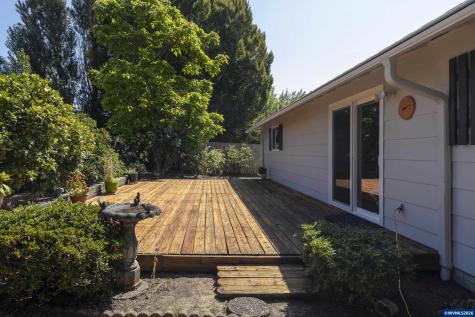 19565 SW Southview Place Aloha OR 97078