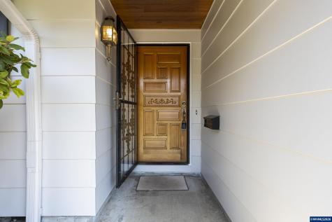 19565 SW Southview Place Aloha OR 97078