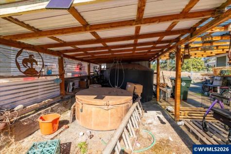 1037 Pleasant Valley Road Sweet Home OR 97386