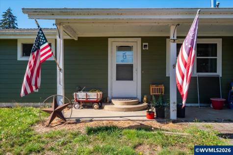 1037 Pleasant Valley Road Sweet Home OR 97386