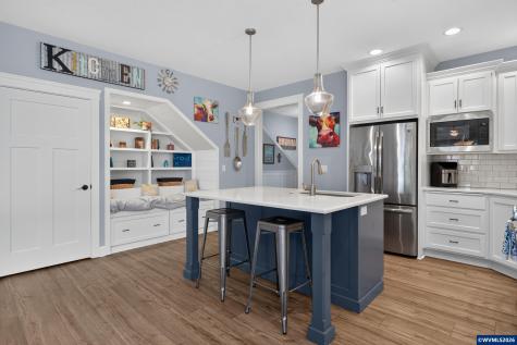 1023 Jaysie Drive Silverton OR 97381