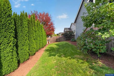 1023 Jaysie Drive Silverton OR 97381