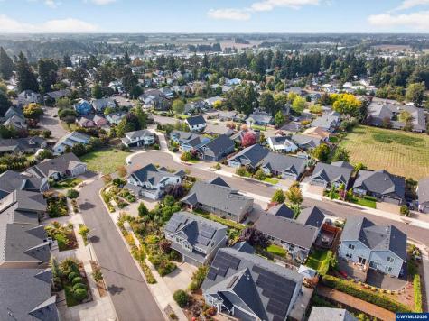 1023 Jaysie Drive Silverton OR 97381