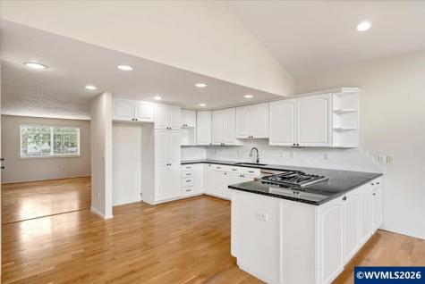 1835 Wakefield Court NW Salem OR 97304
