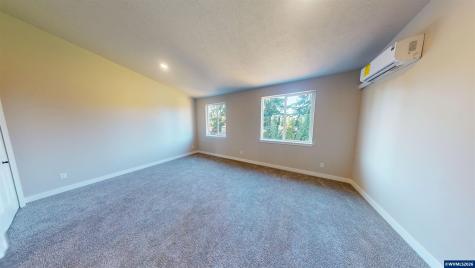 196 Gwinn Street E Monmouth OR 97361