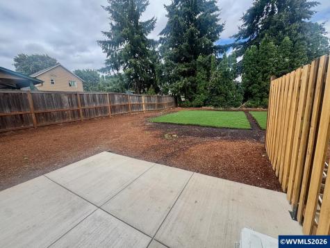 196 Gwinn Street E Monmouth OR 97361