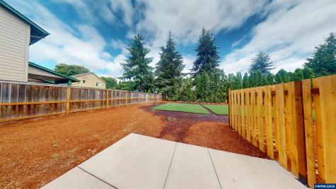 196 Gwinn Street E Monmouth OR 97361