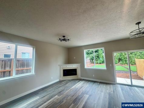 196 Gwinn Street E Monmouth OR 97361