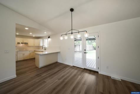 2570 Clay Court SE Albany OR 97322