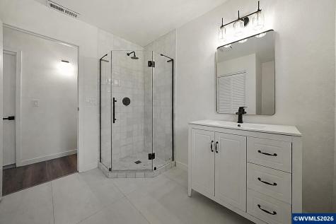 2570 Clay Court SE Albany OR 97322