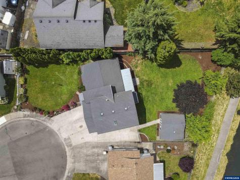 2570 Clay Court SE Albany OR 97322