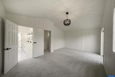 2570 Clay Court SE Albany OR 97322