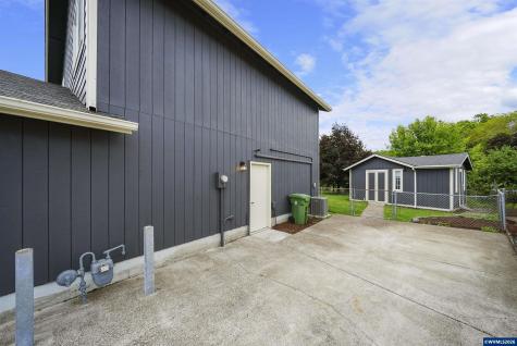 2570 Clay Court SE Albany OR 97322