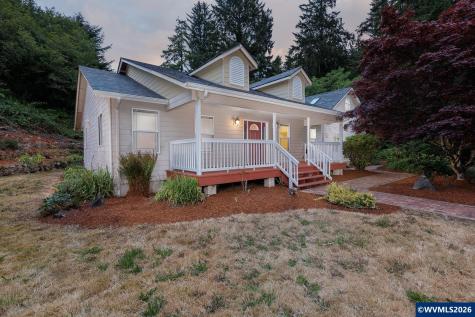 1565 SE Running Springs Court Newport OR 97365