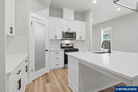 1026 Sassafras Street Independence OR 97351