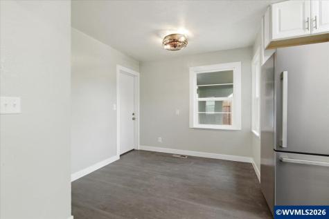 1084 24th Street NE Salem OR 97301