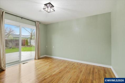1084 24th Street NE Salem OR 97301