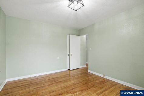 1084 24th Street NE Salem OR 97301