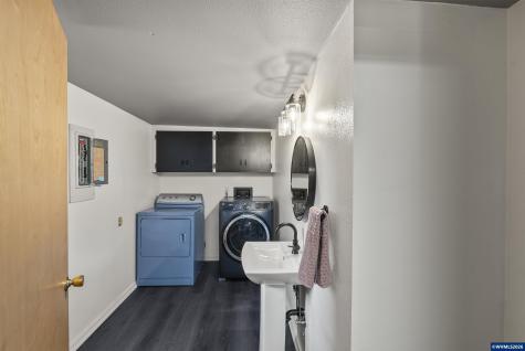 2595 Wooddale Avenue NE Salem OR 97301