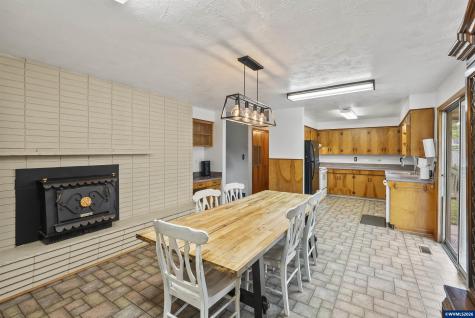 2595 Wooddale Avenue NE Salem OR 97301