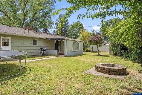 2595 Wooddale Avenue NE Salem OR 97301