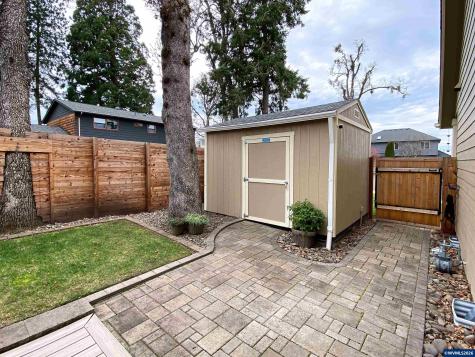 1786 Ammon Street NW Salem OR 97304