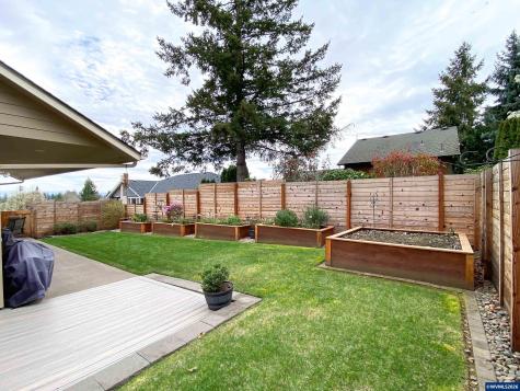 1786 Ammon Street NW Salem OR 97304
