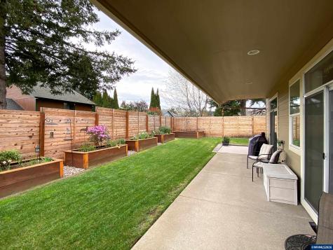 1786 Ammon Street NW Salem OR 97304