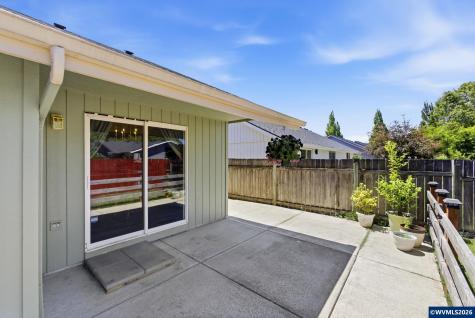 633 Cedar Street Independence OR 97351
