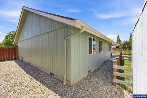 633 Cedar Street Independence OR 97351