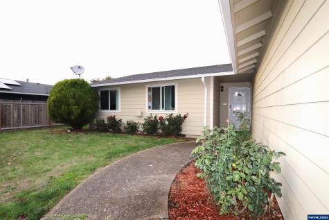4737 Antelope Court NE Salem OR 97305