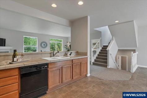 4390 Sequoia Lp Tillamook OR 97141